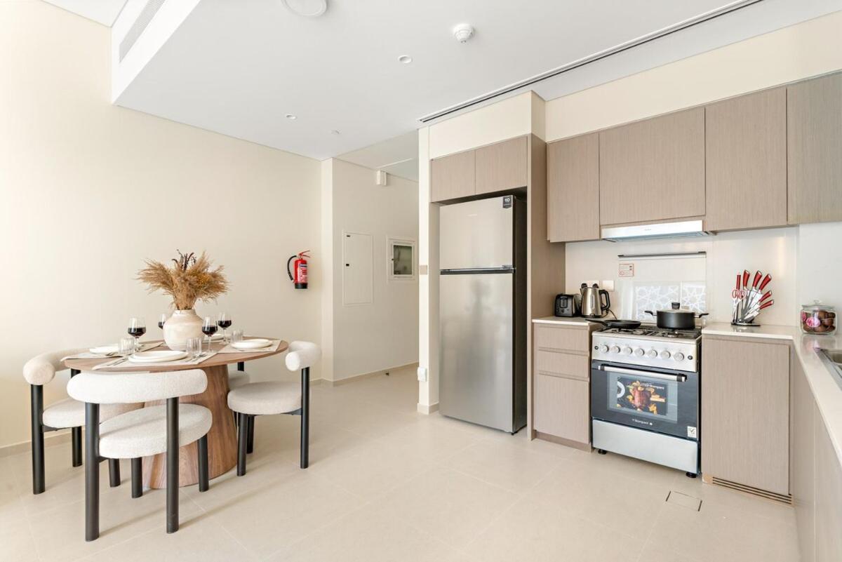 First Class 2br Luxurious Downtown Bliss Dubai