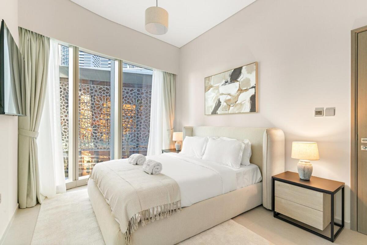 Apartment First Class 2br Luxurious Downtown Bliss Dubai