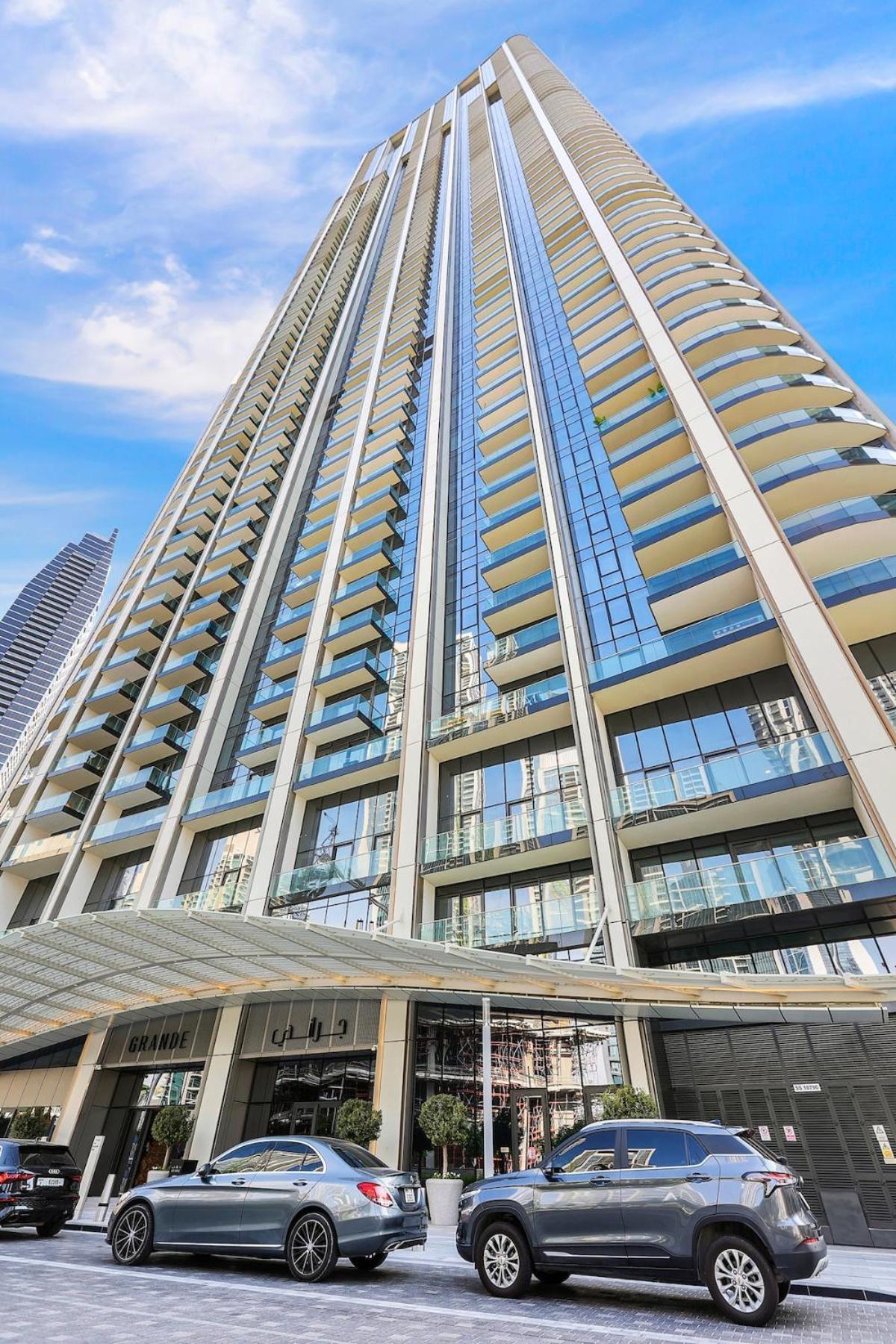 First Class 2br Luxurious Downtown Bliss Apartment *