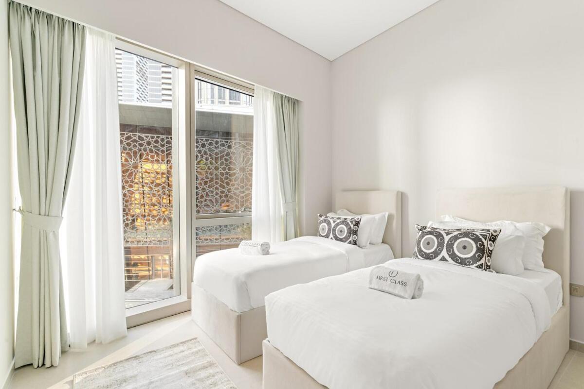 Apartment First Class 2br Luxurious Downtown Bliss Dubai